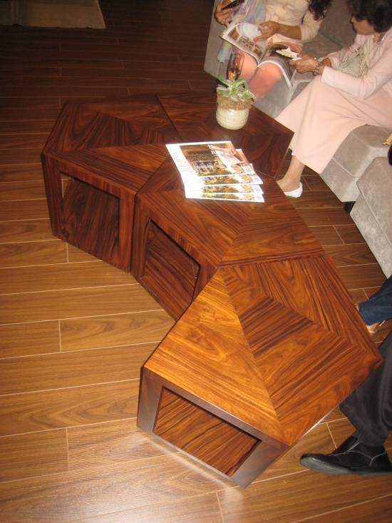 Geometric Table