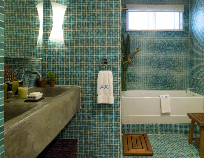 LORI DENNIS INTERIOR DESIGN TILE BATHROOM