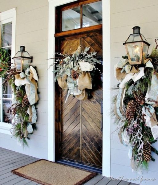 decorate-your-entry-for-the-holidays