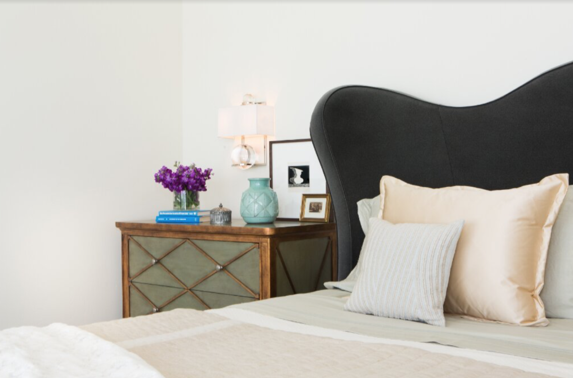 Essentials for the Perfect Guest Room