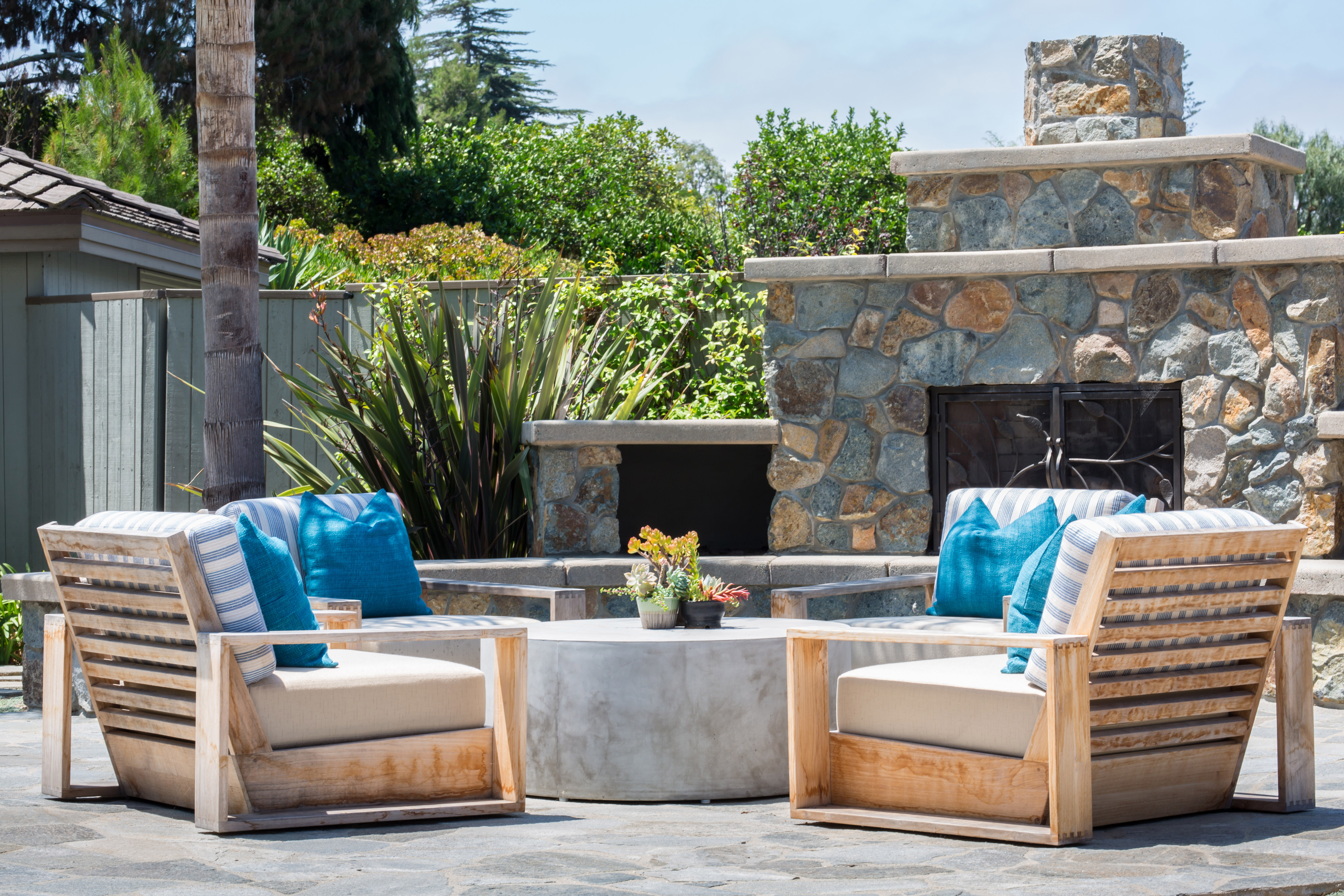Fire pits help transition from day to night so you can keep the party going strong!