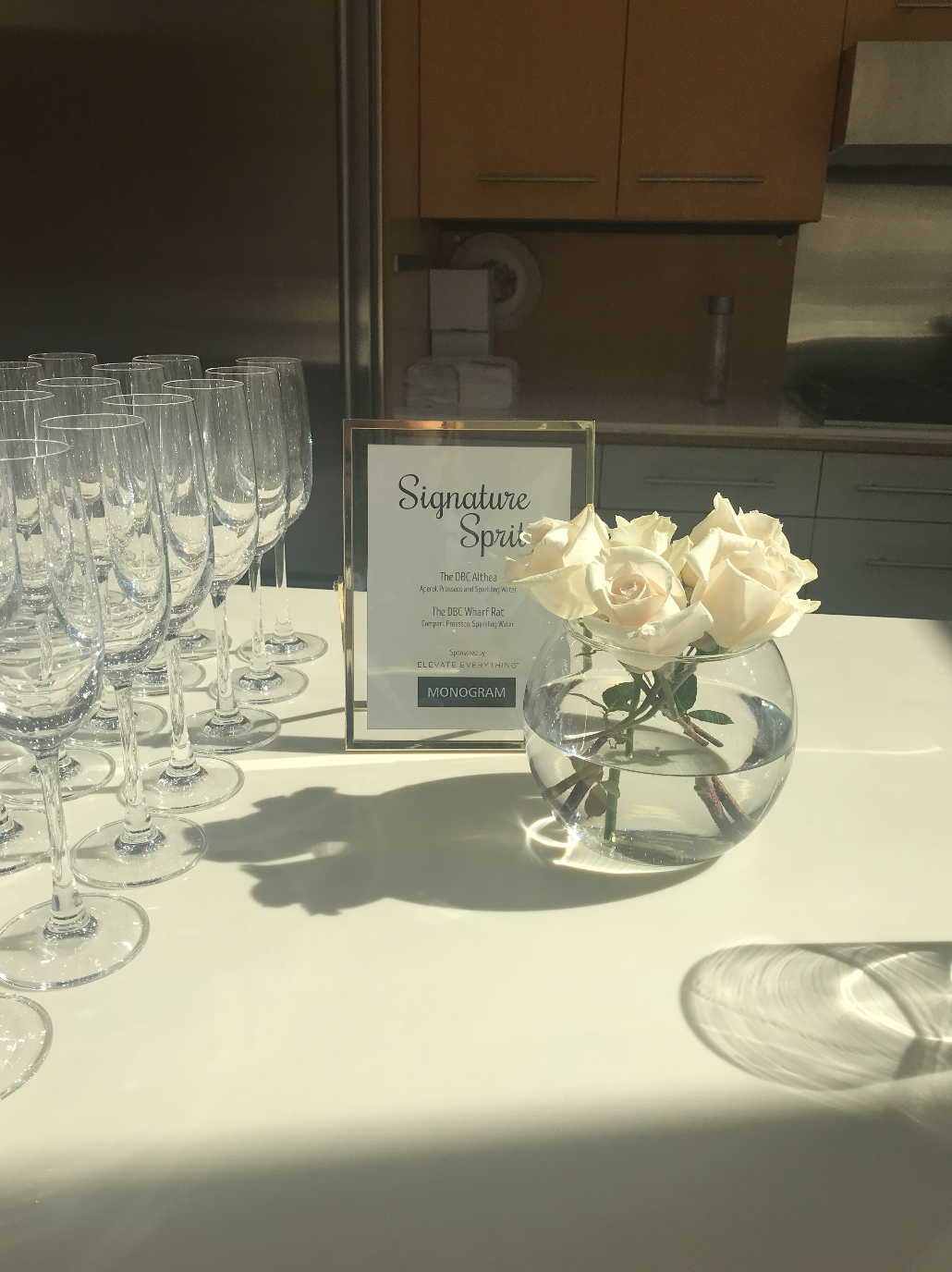 Champagne Spritzers were the drink of the night! I always recommend having one signature drink for an event that keeps things aesthetically cohesive and keeps the bar line short!