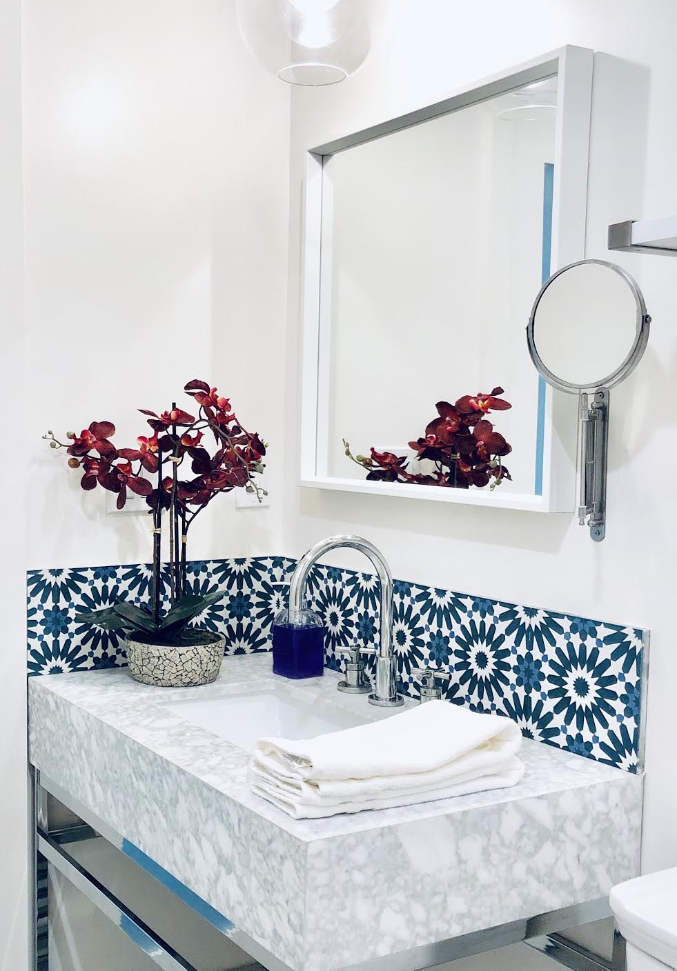 Villa Lagoon tile in small sized powder room