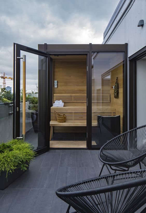 Outdoor Home Sauna Design