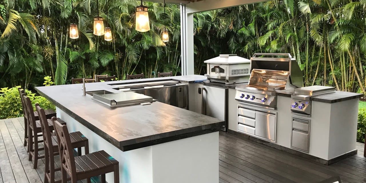 Outdoor Kitchens: The Best Countertop Material for Outdoor Spaces - AAA  Countertops