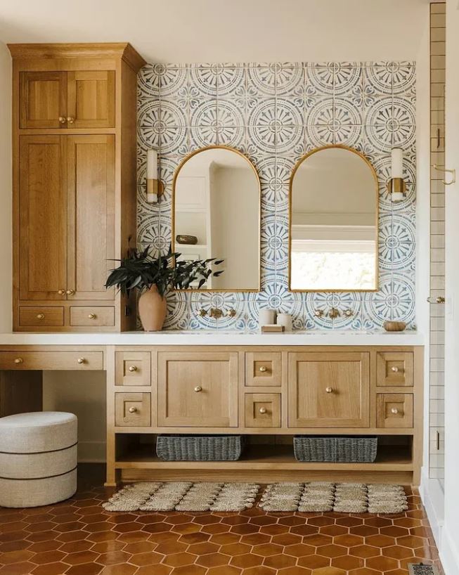 Modern Mediterranean Bathroom