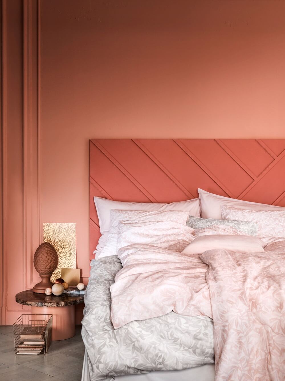 Coral Pink Color Trend Ideas