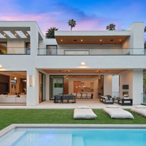 Beverly Hills - EXTERIOR BACK HOUSE - Modern Beverly Hills Lori Dennis Interior Design